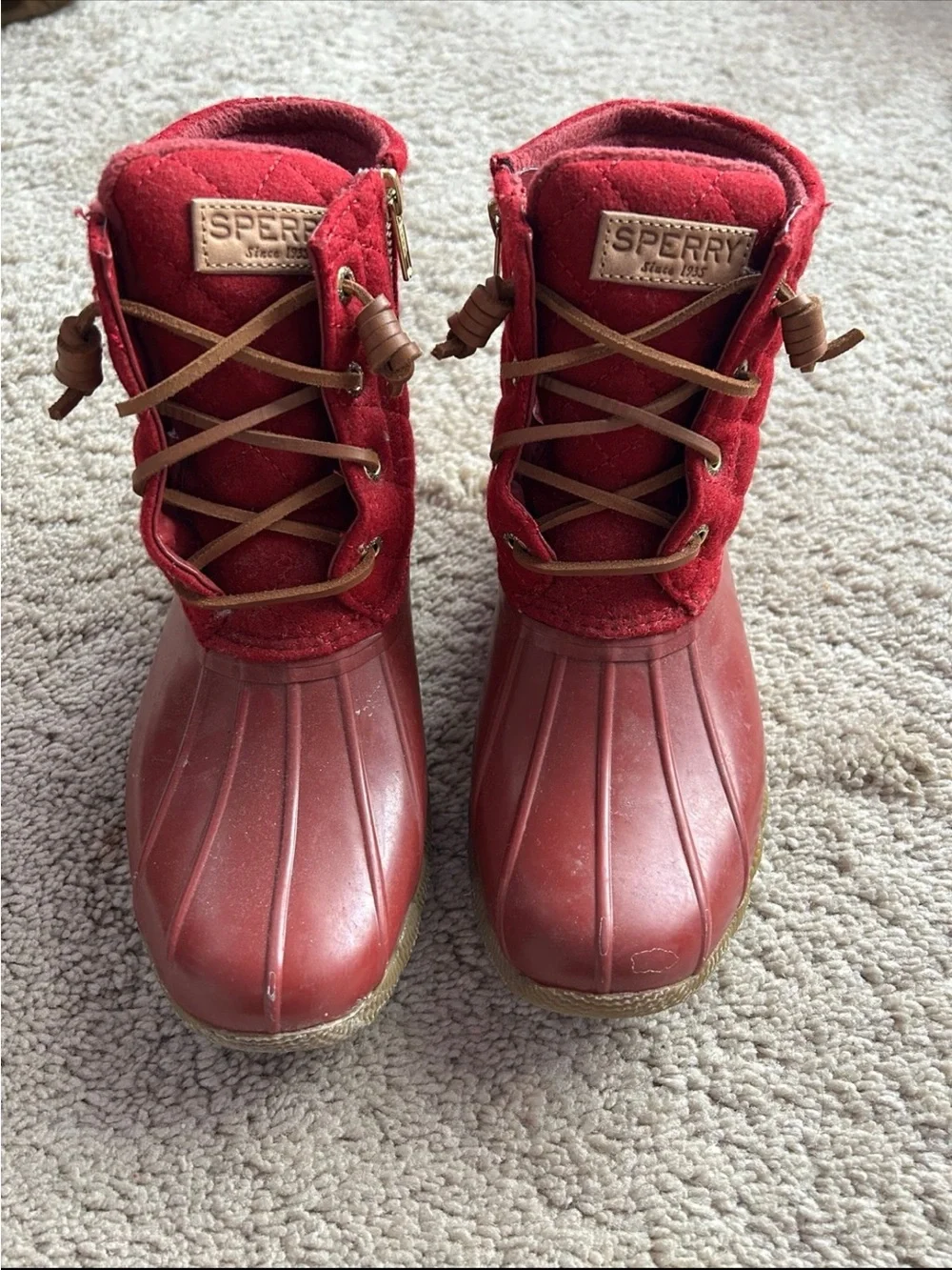 Sperry Women's Saltwater Quilted Nylon Duck Boots in red
